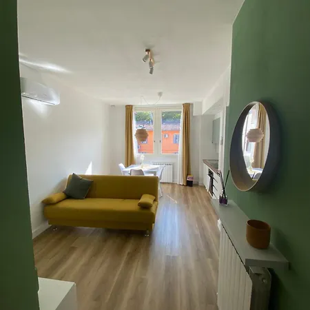 Dahiana مودينا